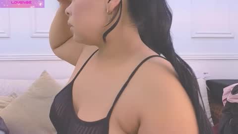 HANNA SOFIA online show from March 25, 10:40 am