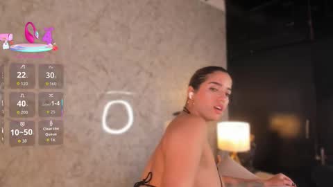 Hanna  online show from February 5, 8:56 pm