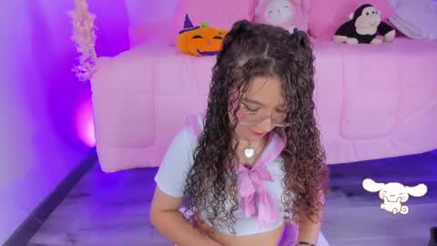 hannacutegod online show from September 27, 6:20 am