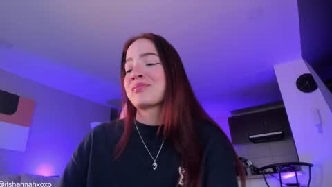 Hannah online show from February 17, 10:38 pm