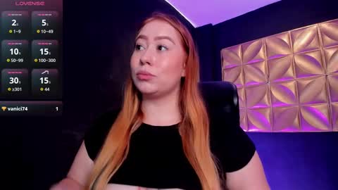 hannamartinn_ online show from September 18, 4:16 pm