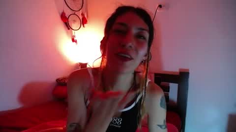 hannaqueen23 online show from July 1, 3:39 am