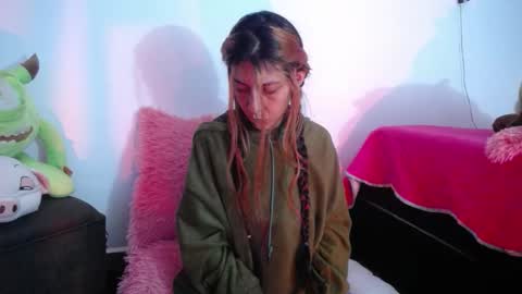 hannaqueen23 online show from December 23, 6:17 am