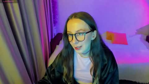 Stephanie online show from September 24, 10:42 pm