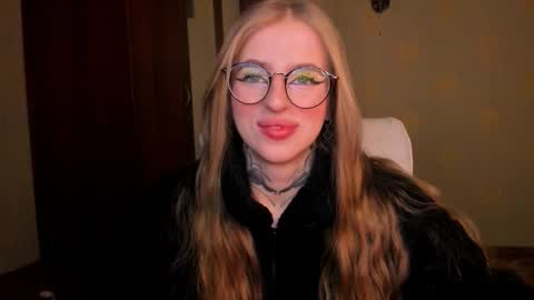 Julia online show from December 21, 5:55 am