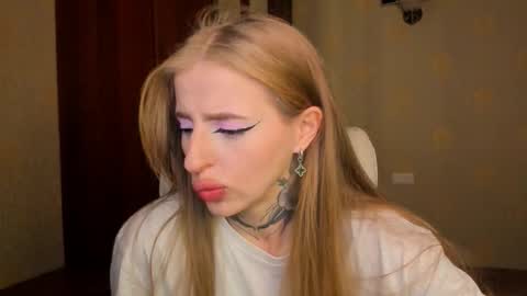 Julia online show from September 25, 5:50 am