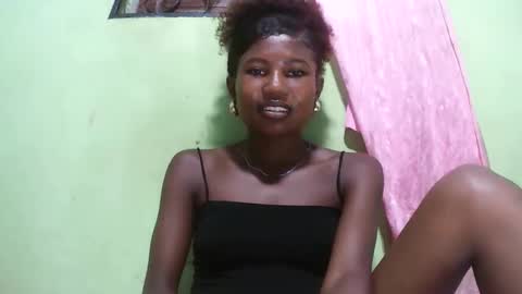 hasleyinah online show from February 16, 1:00 pm