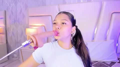 hatsajones online show from March 7, 5:58 am