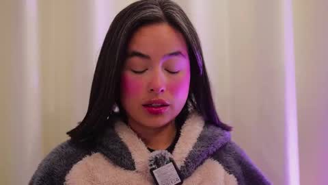 hawaiibliss_18 online show from February 11, 12:03 am