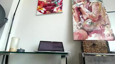 Amber  -   or vip  online show from April 8, 5:48 pm