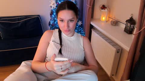 Heaven girl online show from December 19, 5:40 pm