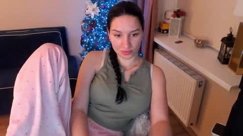 Heaven girl online show from January 23, 2:28 pm