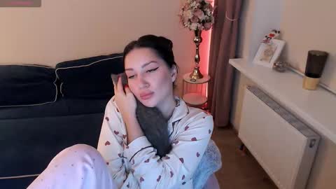 Heaven girl online show from September 25, 8:17 pm