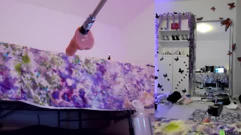 Helen online show from December 17, 2:27 am