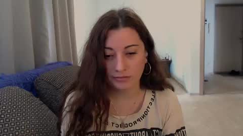 helen_adams_ online show from July 9, 7:44 am