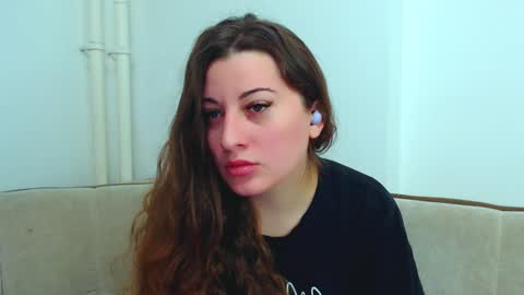 helen_adams_ online show from December 23, 4:55 am