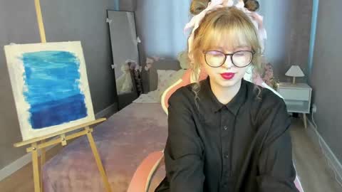 Helen Carson online show from April 21, 2:51 am
