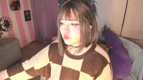 Laura online show from September 11, 3:40 am