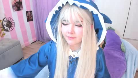 Laura online show from September 13, 3:58 am