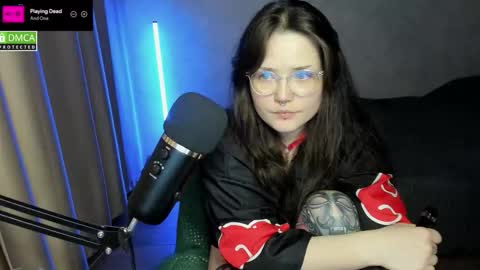 Red online show from September 28, 7:30 pm