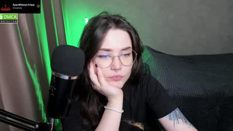 Red online show from February 3, 7:21 pm