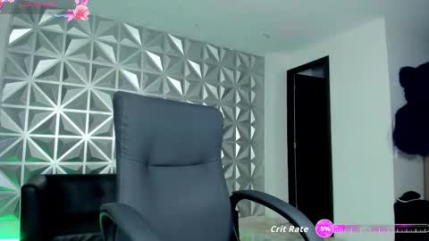 Hellen online show from October 18, 12:30 pm