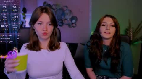 Helli online show from October 1, 7:19 pm