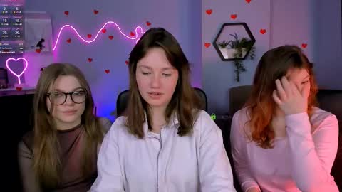 Helli online show from February 18, 8:30 pm