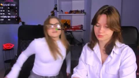 Helli online show from October 25, 7:21 pm