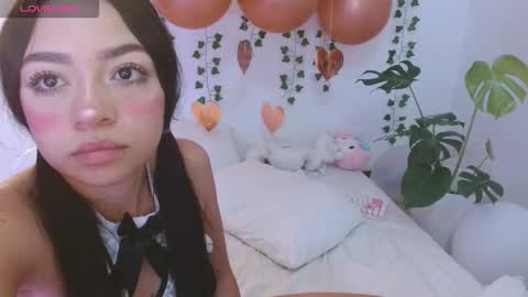hellokitty_valery1 online show from March 27, 12:45 am