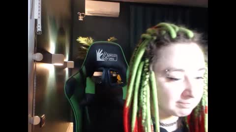 Hentaishiing online show from April 16, 6:07 pm