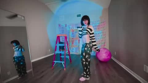 salem online show from January 23, 5:45 am