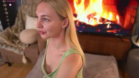 Becky online show from February 23, 8:14 am