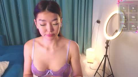 Audrey online show from February 4, 3:04 pm