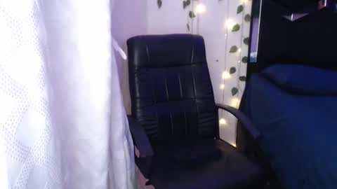 high online show from October 2, 11:32 pm