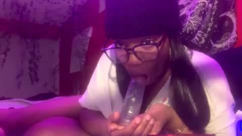 hiimz3 online show from September 25, 9:01 pm