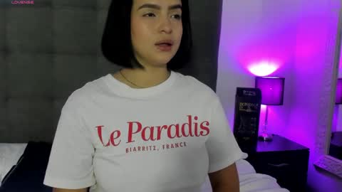 hilary_tailor online show from April 10, 11:27 am