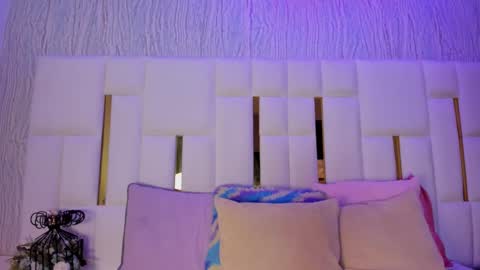 Hillary online show from March 21, 11:37 am