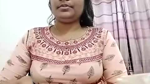 himuhimu22 online show from January 16, 4:47 pm