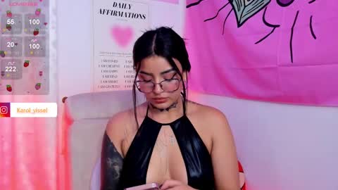  Karol  Independent Model online show from March 8, 11:39 pm