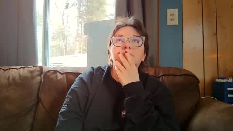 Bella online show from February 26, 2:49 pm