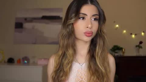 Moni Monica online show from February 17, 8:24 am