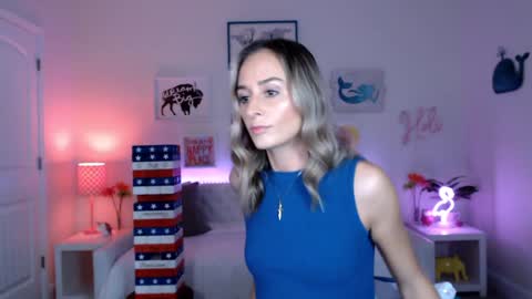 Holi Hurricane online show from October 4, 4:51 am