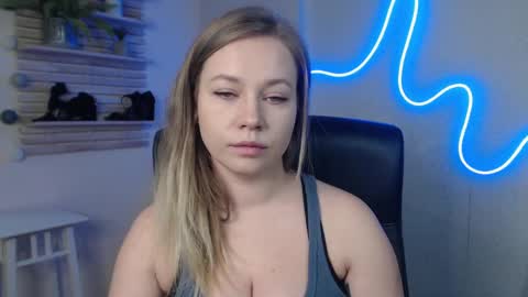 Holly online show from February 28, 12:32 am