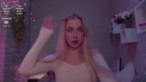 holly_molly8 online show from October 13, 6:32 pm