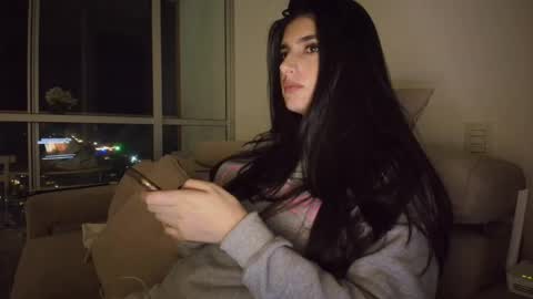 hollyshit_ online show from March 8, 1:57 am