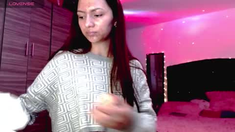 Juli online show from December 1, 3:54 am