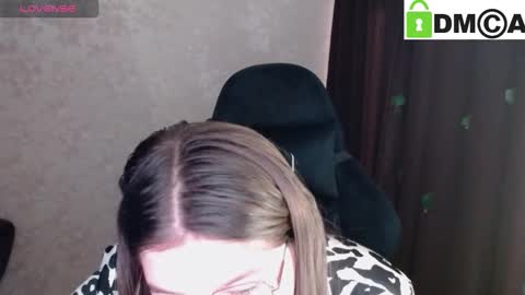 Welcome guys  Pleasure to see you all here  My name is MichaelaTip menu is active Private is open  online show from September 20, 5:06 am