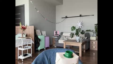 dori not holy get my tg channel with link from description under last photo online show from September 25, 8:24 am