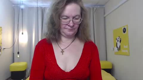 holymilfa online show from February 26, 8:13 am